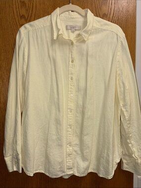 LOFT Pale Yellow Women's Button-Down Shirt